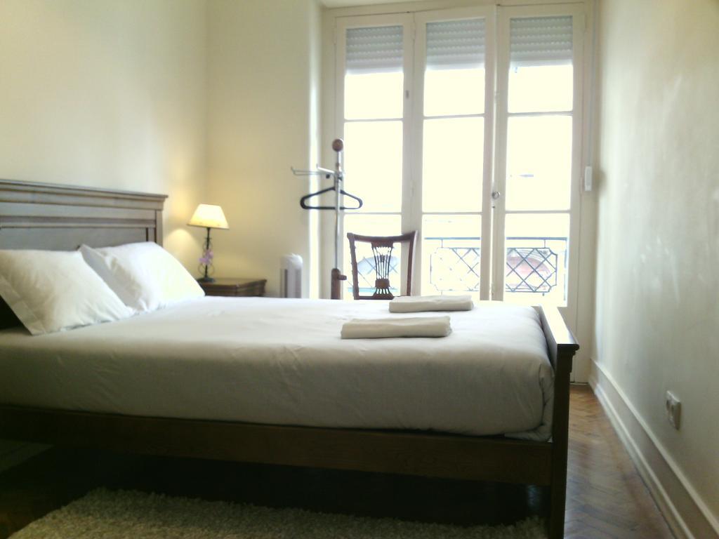 Voyage Guest House Lisboa Extérieur photo