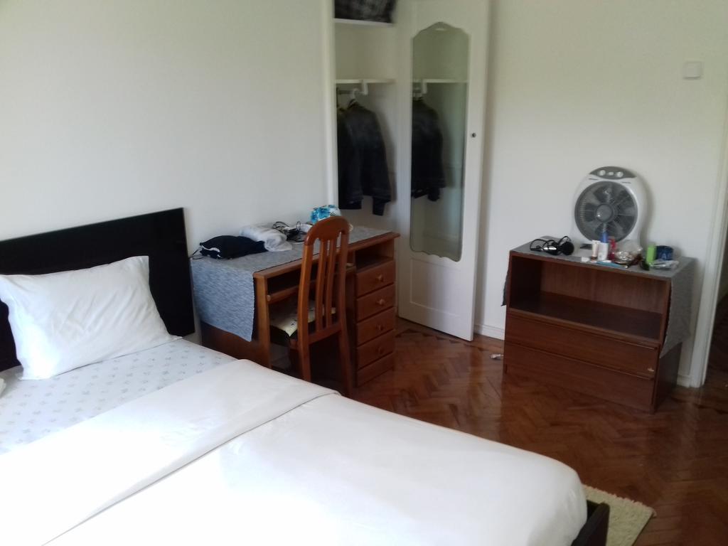 Voyage Guest House Lisboa Extérieur photo