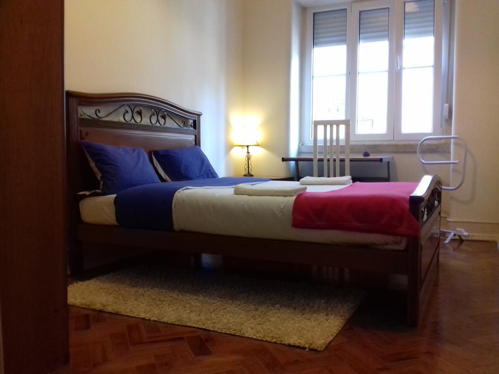 Voyage Guest House Lisboa Extérieur photo